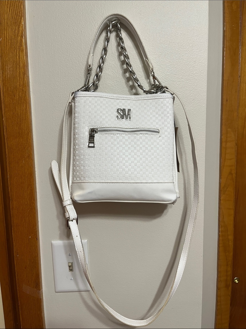 Steve Madden White Crossbody Bag with Silver Hardware
